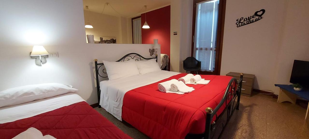Marconi Rooms Loggia Delle Erbe Verona Eksteriør bilde