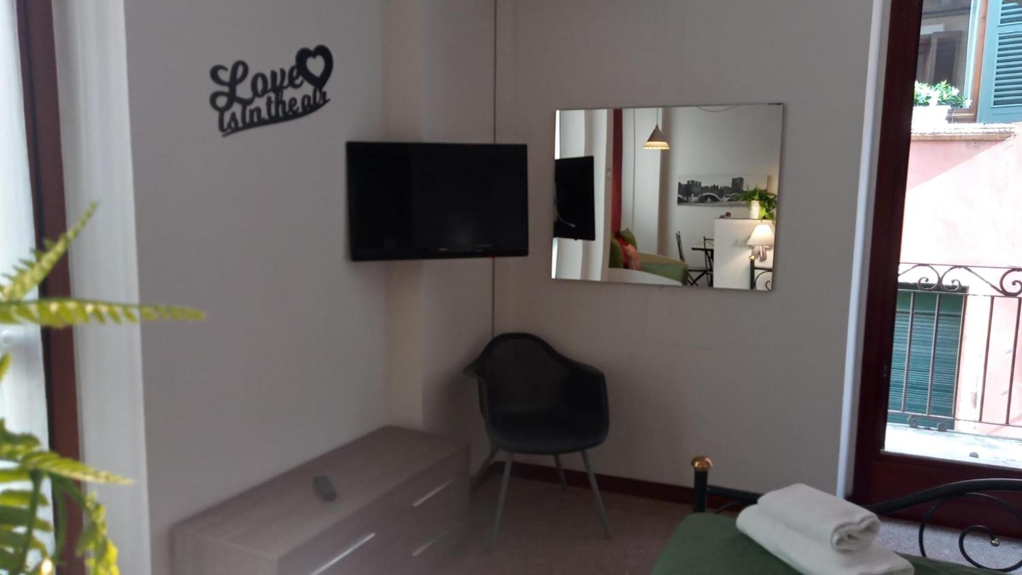 Marconi Rooms Loggia Delle Erbe Verona Eksteriør bilde